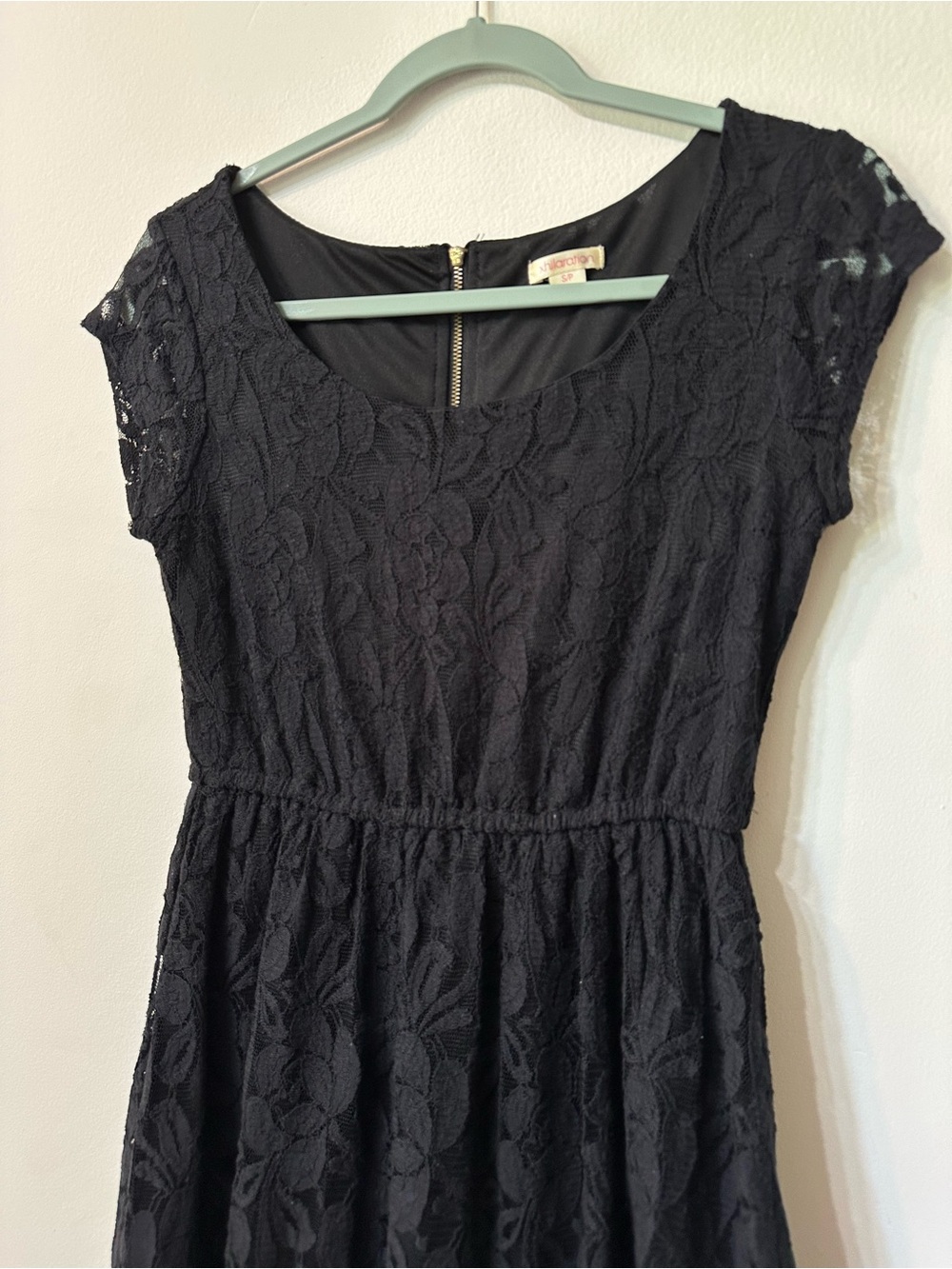 Xhilaration Black Lace Fit & Flare Dress Scoop Neck Cap Sleeve Short S/P - Picture 2 of 8